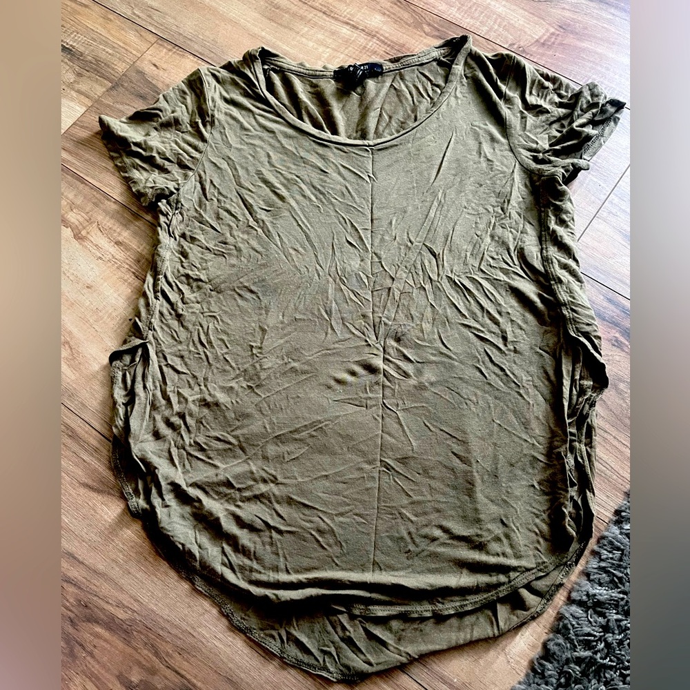 F21 Green Top 💚